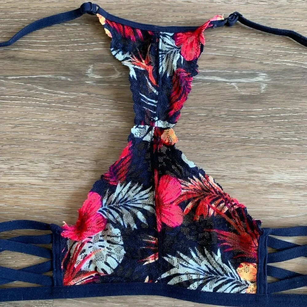 PINK Victoria Secret bralette front clasp racer back style size xs